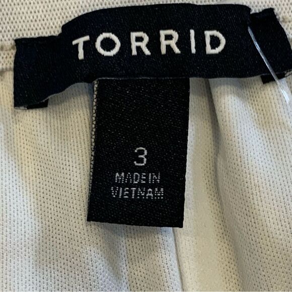 Torrid Mini Linen High Waisted Skirt in Natural Blue Stripe Size 3X NWT - Picture 9 of 14